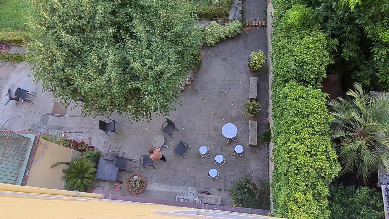 Riari Garden Bed and breakfast