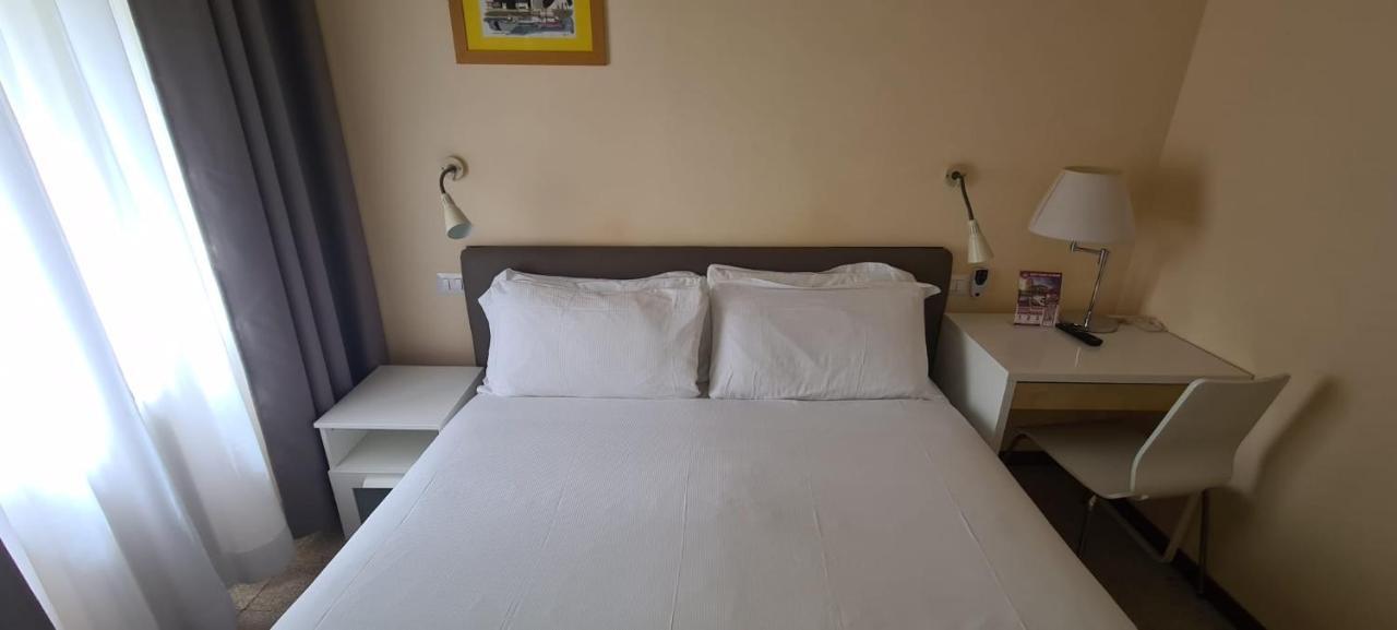 Riari Garden Bed and breakfast 5*